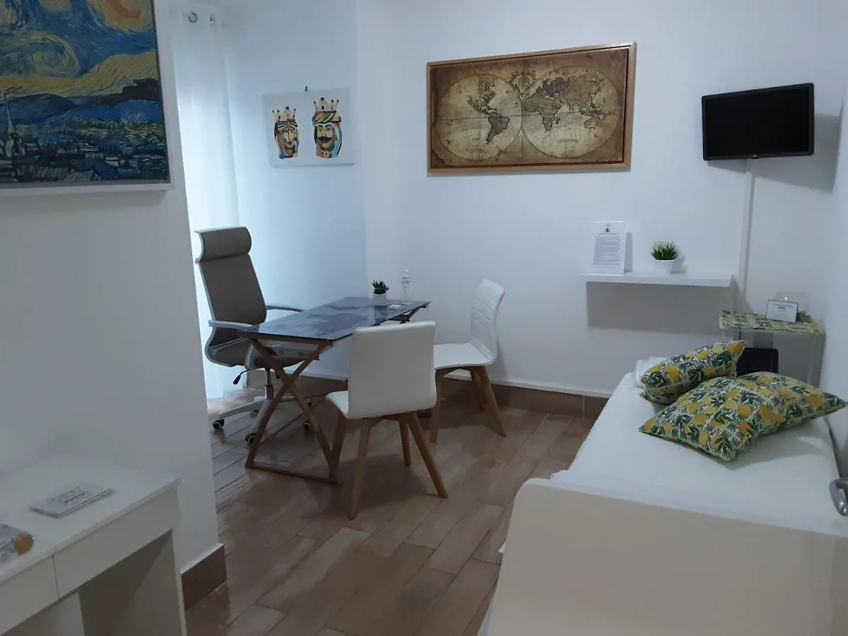 La Camera Di Stella - Ai Normanni Hotel Palermo 2*,  Italy