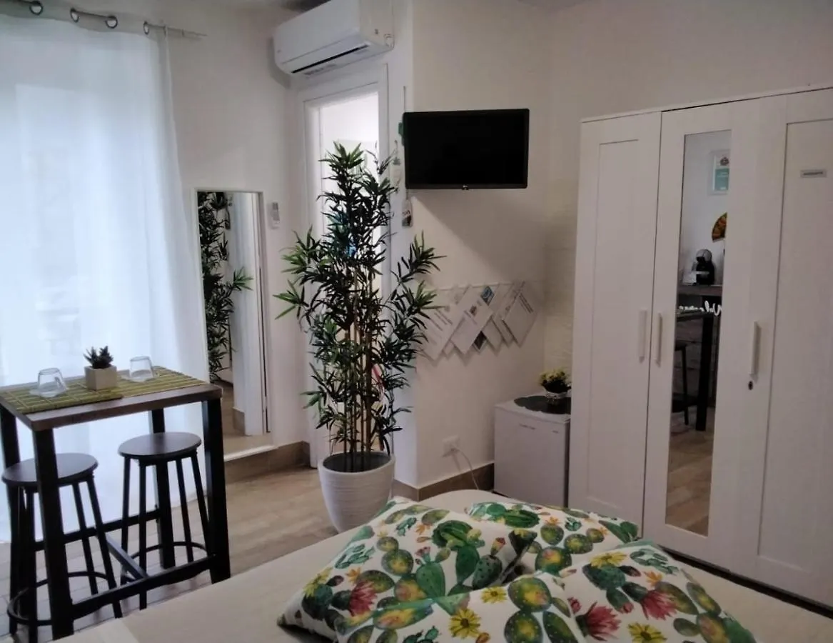 Hotel La Camera Di Stella - Ai Normanni à Palerme Maison d'hôtes