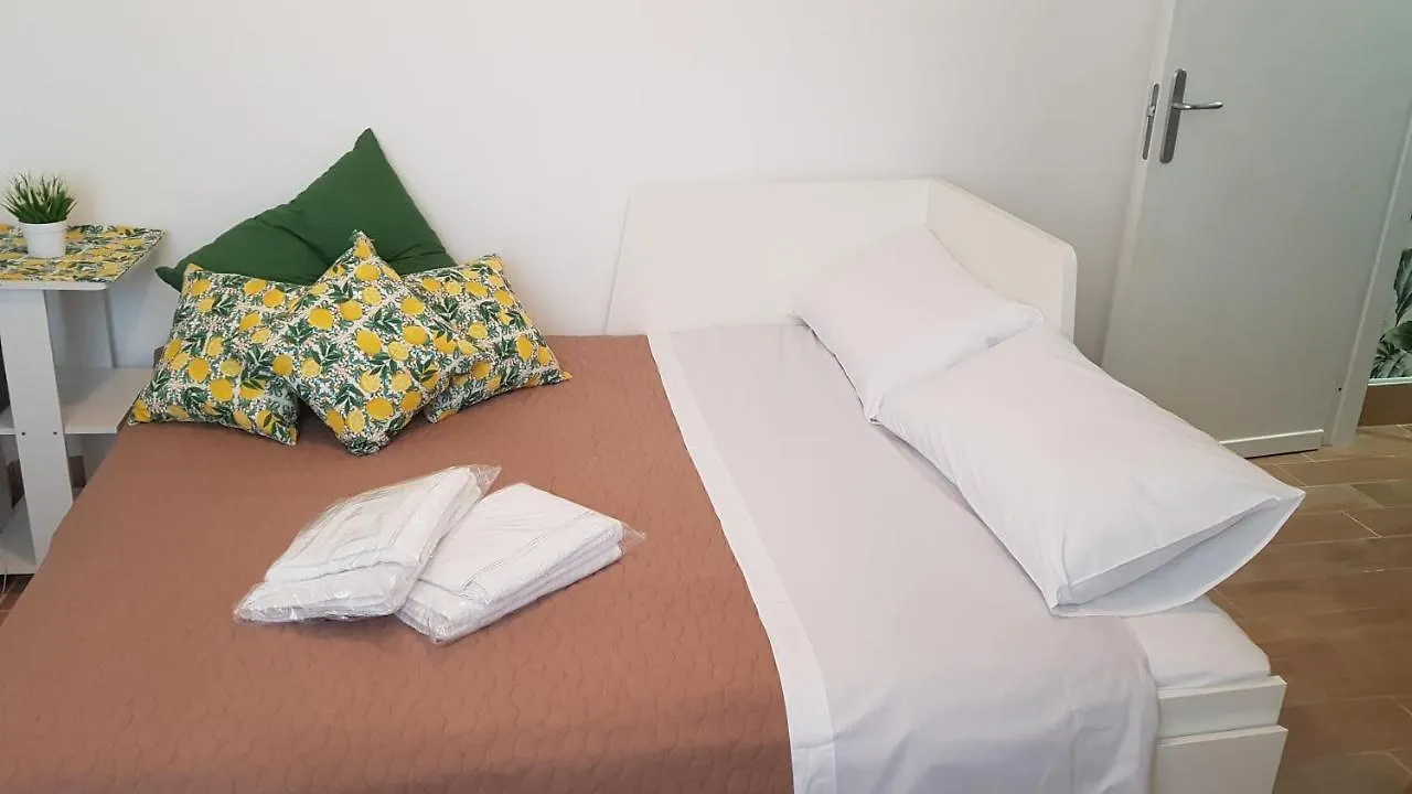 Hotel La Camera di Stella - Ai Normanni Palermo Affittacamere